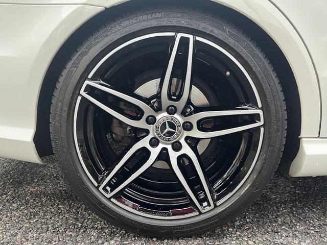 Eクラスステーションワゴン E350 ステーションワゴン アバンギャルド E350 ステーションワゴン アバンギャルド(5名)AMGスポーツパッケージ 19インチAMG専用デザインアルミホイール(29枚目)