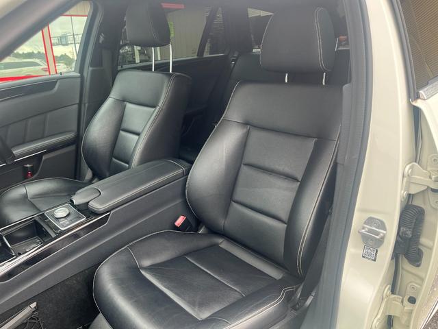 Eクラスステーションワゴン E350 ステーションワゴン アバンギャルド E350 ステーションワゴン アバンギャルド(5名)AMGスポーツパッケージ 19インチAMG専用デザインアルミホイール(44枚目)