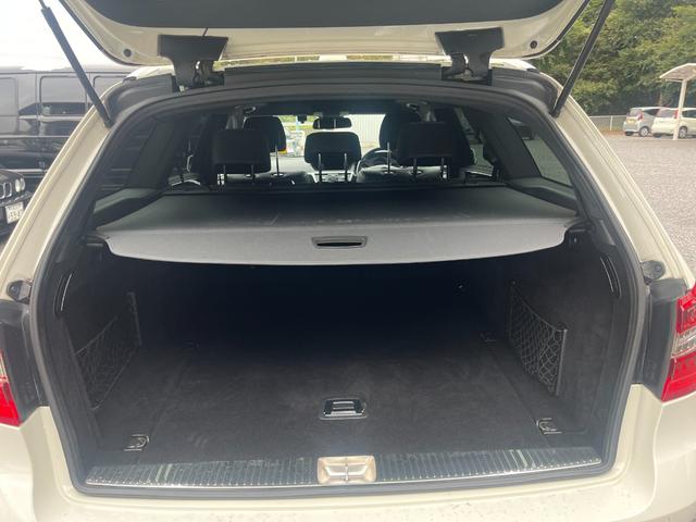 Eクラスステーションワゴン E350 ステーションワゴン アバンギャルド E350 ステーションワゴン アバンギャルド(5名)AMGスポーツパッケージ 19インチAMG専用デザインアルミホイール(52枚目)