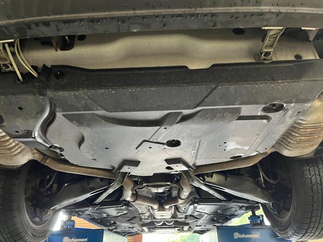 Eクラスステーションワゴン E350 ステーションワゴン アバンギャルド E350 ステーションワゴン アバンギャルド(5名)AMGスポーツパッケージ 19インチAMG専用デザインアルミホイール(65枚目)