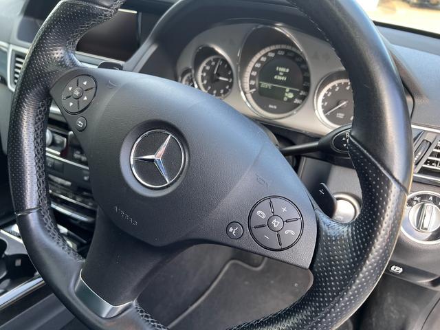 Eクラスステーションワゴン E350 ステーションワゴン アバンギャルド E350 ステーションワゴン アバンギャルド(5名)AMGスポーツパッケージ 19インチAMG専用デザインアルミホイール(74枚目)