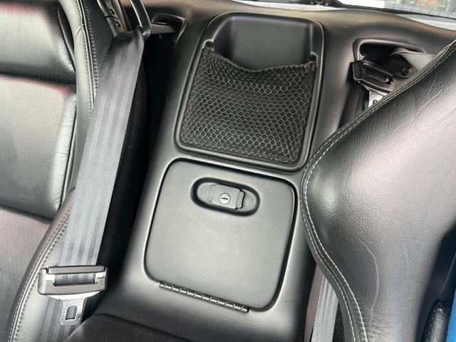 ダッジ・バイパー GTS V10 ダッジバンパー GTS 8.0L V10エンジン 6速MT ディーラー車 Bremboブレーキキャリパー kw車高調サス GTSロゴ入りフロアマット シルバーストライプ(63枚目)