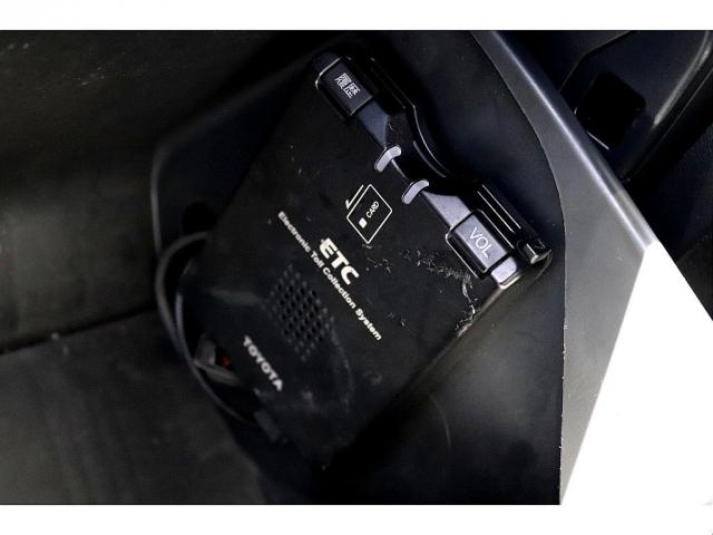 ハイエースバン ロングワイドスーパーＧＬ　３型　ガソリン　２ＷＤ　パールホワイト　ＨＩＤヘッドライト　クリアランスソナー　ナビ　フルセグＴＶ視聴　Ｂｌｕｅｔｏｏｔｈ接続　ＥＴＣ　バックカメラ　１年間走行無制限保証付き（20枚目）