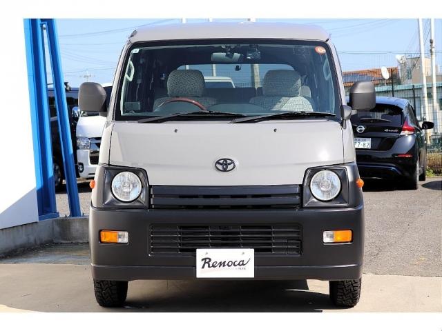 タウンエースバン GL Renoca MOL フリップアップベット フローリング施工 専用セカンドシート フルフラット トーヨーオープンカントリー トヨタ純正SDナビ ETC ナルディステアリング ドライバーレコーダー(7枚目)