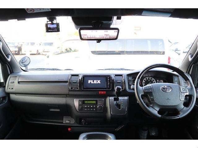 ハイエースバン スーパーＧＬ　ダークプライムＩＩ　トヨタ純正ＳＤナビ　バックカメラ　ＥＴＣ　ドライブレコーダー前後　ＴＲＤフロントスポイラー　ＴＲＤマッドガード　ＴＲＤサイドスカート　ＴＯＹＯオープンカントリーＡＴ１５インチ　トヨタ純正アルミホイール（3枚目）