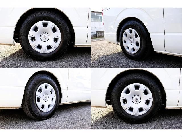 レジアスエースバン ロングワイドスーパーGL フローリング施工 バタフライセカンドシート ベットキット 防虫ネット ルームキャリア シートカバー イクリプスナビ 後席フリップダウンモニター ETC インナーブラックヘッドライト(17枚目)