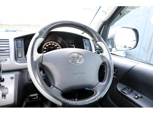 レジアスエースバン ロングワイドスーパーGL フローリング施工 バタフライセカンドシート ベットキット 防虫ネット ルームキャリア シートカバー イクリプスナビ 後席フリップダウンモニター ETC インナーブラックヘッドライト(40枚目)