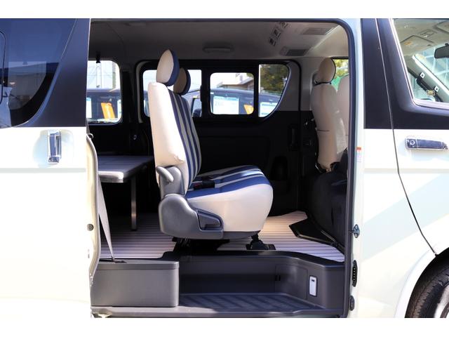 ハイエースバン スーパーＧＬ　リラクベース　タイプＩＩ　アルパインディスプレイオーディオ　Ｂｌｕｅｔｏｏｔｈ接続　ＨＤＭＩ／ＵＳＢポート　ミラーリング接続可能　跳ね上げ式ベットキット　フローリング施工　ビルドインＥＴＣ　ＬＥＤヘッドライト　プッシュスタート（36枚目）