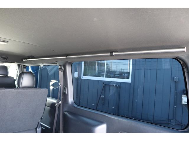 ハイエースバン 　スーパーＧＬ　ダークプライムＩＩ　ロングボディ　トヨタ純正７インチナビ　バックカメラ　ルームランプスイッチ　ドライブレコーダー　パワースライドドア　トヨタ純正リアスポイラー　トヨタ純正アルミホイール（34枚目）