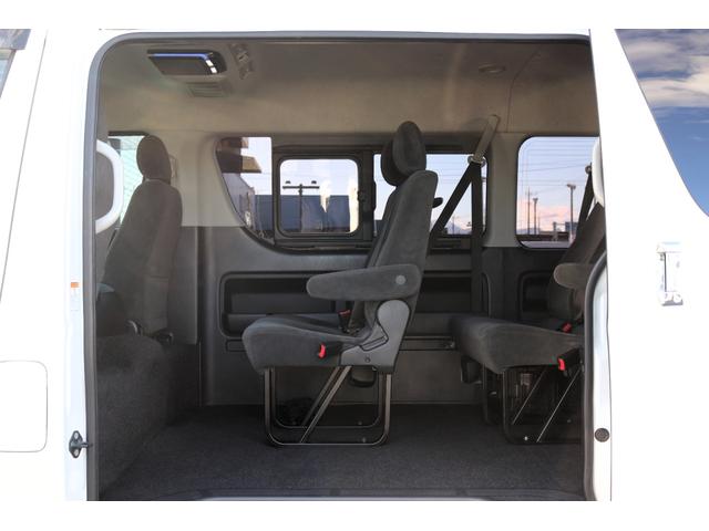 ハイエースワゴン ＧＬ　ＬＥＤヘッドライト　パワースライドドア　パールホワイト　プッシュスタート　スマートキー　ＫＥＮＷＯＯＤ製フルセグＳＤナビ　フリップダウンモニター　ビルドインＥＴＣ　レーダー探知機　バックカメラ（40枚目）