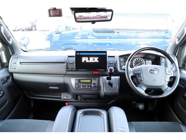 ハイエースバン スーパーGL ダークプライムII ベットキット/パナソニック10インチナビ/ETC/パノラミックビューカメラ/ブラックエディション/フロントスポイラー/ドライブレコーダー/フローリング/サイドバー/TRDバンパーガード/100V電源(3枚目)