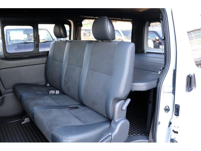 ハイエースバン スーパーGL ダークプライムII ベットキット/パナソニック10インチナビ/ETC/パノラミックビューカメラ/ブラックエディション/フロントスポイラー/ドライブレコーダー/フローリング/サイドバー/TRDバンパーガード/100V電源(5枚目)