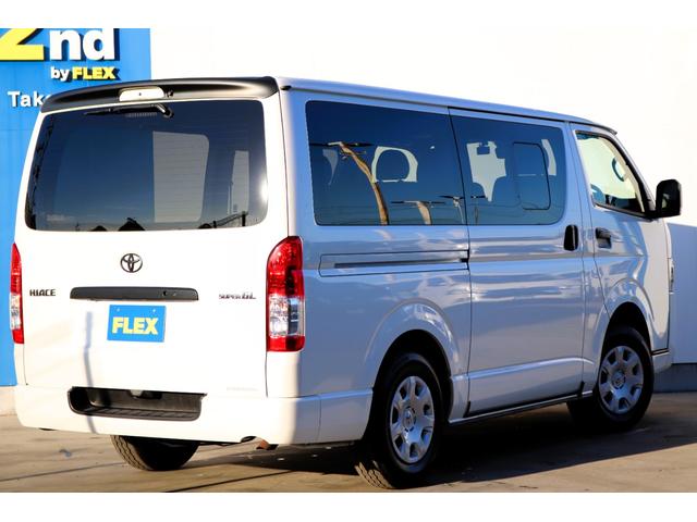 ハイエースバン スーパーGL ダークプライムII ベットキット/パナソニック10インチナビ/ETC/パノラミックビューカメラ/ブラックエディション/フロントスポイラー/ドライブレコーダー/フローリング/サイドバー/TRDバンパーガード/100V電源(20枚目)