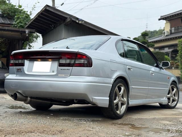 レガシィB4 RSK B4,RSK,5速MT,アプライドD,ライトチューン,ブリッツェングリル,OPエアロスプラッシュ,フジツボマフラー,車高調,ナビ,ブースト計,ソレノイドBOX交換,クラッチマスターO/H済etc..(11枚目)