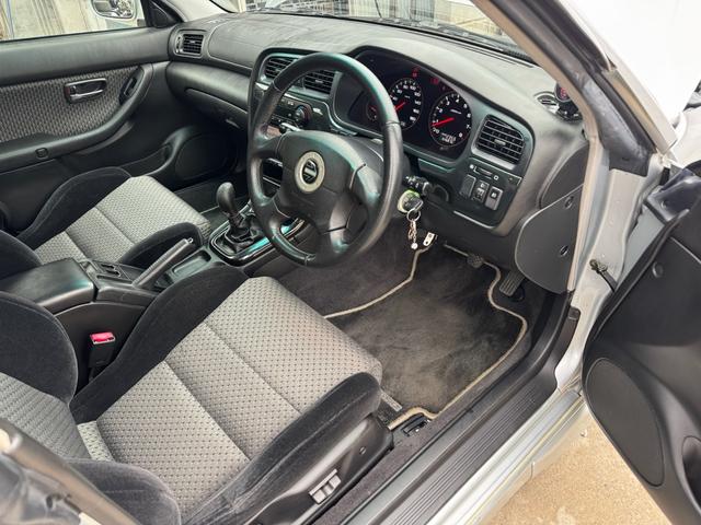 レガシィB4 RSK B4,RSK,5速MT,アプライドD,ライトチューン,ブリッツェングリル,OPエアロスプラッシュ,フジツボマフラー,車高調,ナビ,ブースト計,ソレノイドBOX交換,クラッチマスターO/H済etc..(26枚目)