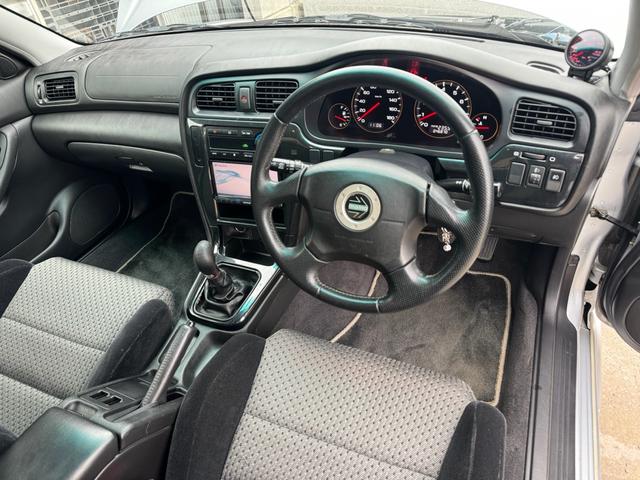 レガシィB4 RSK B4,RSK,5速MT,アプライドD,ライトチューン,ブリッツェングリル,OPエアロスプラッシュ,フジツボマフラー,車高調,ナビ,ブースト計,ソレノイドBOX交換,クラッチマスターO/H済etc..(27枚目)