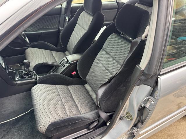 レガシィB4 RSK B4,RSK,5速MT,アプライドD,ライトチューン,ブリッツェングリル,OPエアロスプラッシュ,フジツボマフラー,車高調,ナビ,ブースト計,ソレノイドBOX交換,クラッチマスターO/H済etc..(35枚目)