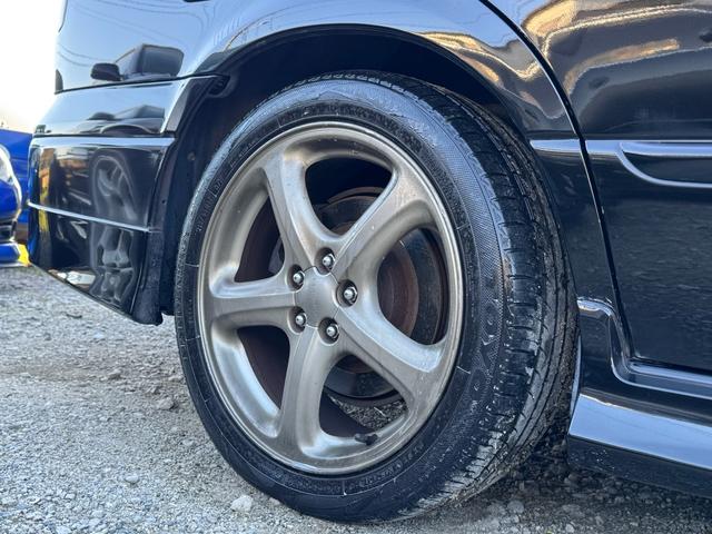 レガシィＢ４ ＲＳＫリミテッド　ワンオーナー車。ＥＪ２０ツインターボ，５ＭＴ，クラッチ，ラジエター，タイベル，パワステＰ，オルタネーター，シフトブッシュ交換歴あり。純正ビルシュタイン，フジツボマフラー，ナビ，ＥＴＣ，エアロＳＰ．．（10枚目）