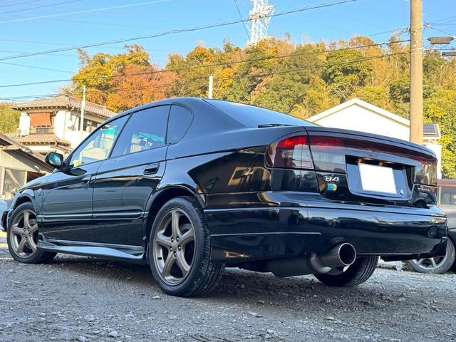 レガシィＢ４ ＲＳＫリミテッド　ワンオーナー車。ＥＪ２０ツインターボ，５ＭＴ，クラッチ，ラジエター，タイベル，パワステＰ，オルタネーター，シフトブッシュ交換歴あり。純正ビルシュタイン，フジツボマフラー，ナビ，ＥＴＣ，エアロＳＰ．．（20枚目）
