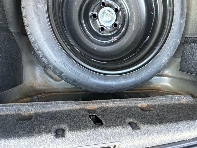 レガシィＢ４ ＲＳＫリミテッド　ワンオーナー車。ＥＪ２０ツインターボ，５ＭＴ，クラッチ，ラジエター，タイベル，パワステＰ，オルタネーター，シフトブッシュ交換歴あり。純正ビルシュタイン，フジツボマフラー，ナビ，ＥＴＣ，エアロＳＰ．．（45枚目）