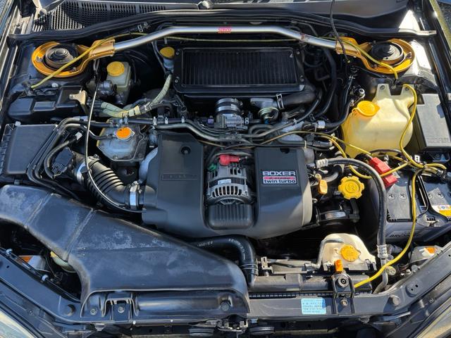 レガシィＢ４ ＲＳＫリミテッド　ワンオーナー車。ＥＪ２０ツインターボ，５ＭＴ，クラッチ，ラジエター，タイベル，パワステＰ，オルタネーター，シフトブッシュ交換歴あり。純正ビルシュタイン，フジツボマフラー，ナビ，ＥＴＣ，エアロＳＰ．．（46枚目）