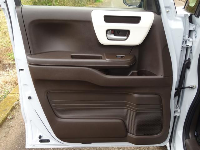 Ｎ－ＢＯＸ ＥＸ　助手席スーパースライドセパレートシート　両側パワースライドドア　９インチ純正カーナビ　ＤＶＤ再生　１２セグテレビ　ナビ連動前後撮影ドライブレコーダー　ＥＴＣ　ユーザー買取仕入　ワンオーナー　禁煙車（44枚目）