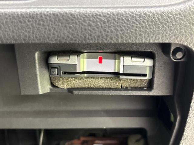 セレナ ４ＷＤハイウェイスターＪパッケージ　保証書／純正　ＳＤナビ／両側電動スライドドア／ドライブレコーダー　社外／ヘッドランプ　ＨＩＤ／ＥＢＤ付ＡＢＳ／クルーズコントロール／バックモニター／地上波デジタルチューナー／エアバッグ　運転席　４ＷＤ（28枚目）