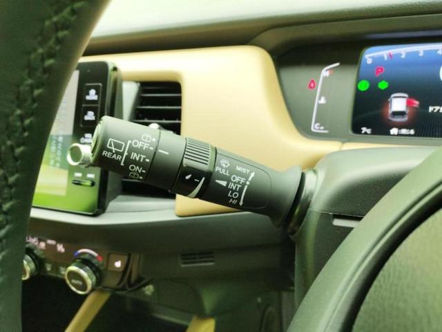 フィット 4WDリュクス 保証書/純正 9インチ SDナビ/ホンダセンシング/シートヒーター 前席/マルチビューカメラシステム/車線逸脱防止支援システム/シート ハーフレザー/ヘッドランプ LED/Bluetooth接続(18枚目)