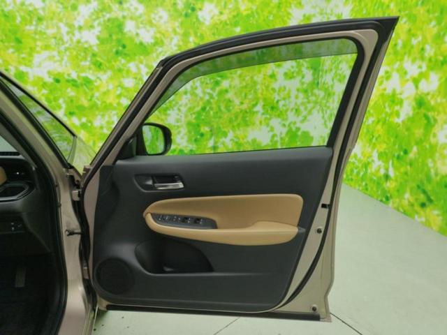 フィット 4WDリュクス 保証書/純正 9インチ SDナビ/ホンダセンシング/シートヒーター 前席/マルチビューカメラシステム/車線逸脱防止支援システム/シート ハーフレザー/ヘッドランプ LED/Bluetooth接続(20枚目)