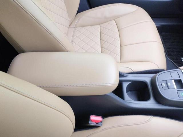 フィット 4WDリュクス 保証書/純正 9インチ SDナビ/ホンダセンシング/シートヒーター 前席/マルチビューカメラシステム/車線逸脱防止支援システム/シート ハーフレザー/ヘッドランプ LED/Bluetooth接続(31枚目)