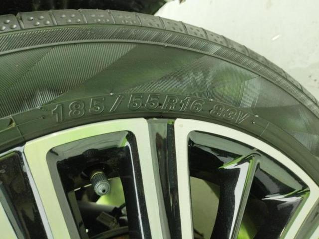 フィット 4WDリュクス 保証書/純正 9インチ SDナビ/ホンダセンシング/シートヒーター 前席/マルチビューカメラシステム/車線逸脱防止支援システム/シート ハーフレザー/ヘッドランプ LED/Bluetooth接続(53枚目)