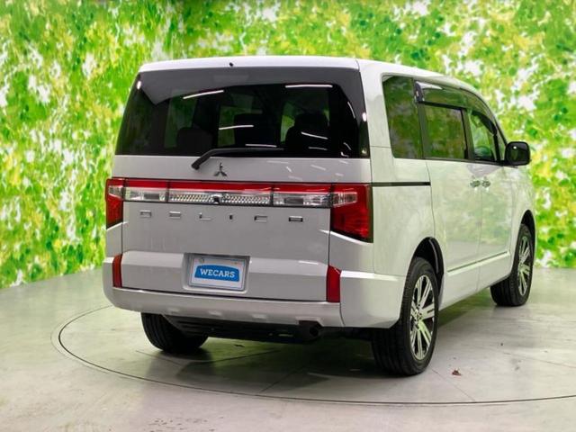 デリカD:5 4WD P 衝突安全装置/両側電動スライドドア/シートヒーター/車線逸脱防止支援システム/電動バックドア/ヘッドランプ LED/EBD付ABS/横滑り防止装置/アイドリングストップ/エアバッグ 運転席 4WD(3枚目)