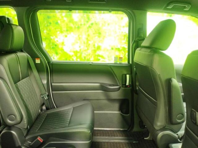 ノア 4WDハイブリッドS-Z 保証書/ディスプレイオーディオ10.5インチ/衝突安全装置/両側電動スライドドア/シートヒーター/車線逸脱防止支援システム/ヘッドランプ LED/EBD付ABS/横滑り防止装置 衝突被害軽減システム(25枚目)