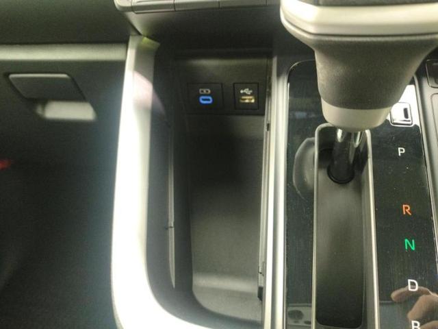 ノア 4WDハイブリッドS-Z 保証書/ディスプレイオーディオ10.5インチ/衝突安全装置/両側電動スライドドア/シートヒーター/車線逸脱防止支援システム/ヘッドランプ LED/EBD付ABS/横滑り防止装置 衝突被害軽減システム(42枚目)