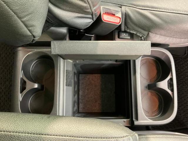 デリカD:5 4WD P 衝突安全装置/両側電動スライドドア/シートヒーター/車線逸脱防止支援システム/電動バックドア/ヘッドランプ LED/EBD付ABS/横滑り防止装置/アイドリングストップ/エアバッグ 運転席 4WD(33枚目)