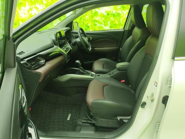 フロンクス 4WDヒョウジュン 保証書/純正 9インチ メモリーナビ/シートヒーター 前席/全方位モニター/車線逸脱防止支援システム/ヘッドランプ LED/EBD付ABS/横滑り防止装置/アイドリングストップ 全周囲カメラ 4WD(6枚目)