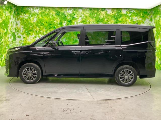 ヴォクシー 4WDハイブリッドS-Z 保証書/ディスプレイオーディオ+ナビ/デジタルインナーミラー/衝突安全装置/両側電動スライドドア/シートヒーター/パノラミックビューモニター/車線逸脱防止支援システム/シート ハーフレザー 4WD(2枚目)