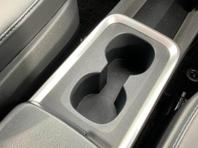 ヴォクシー 4WDハイブリッドS-Z 保証書/ディスプレイオーディオ+ナビ/デジタルインナーミラー/衝突安全装置/両側電動スライドドア/シートヒーター/パノラミックビューモニター/車線逸脱防止支援システム/シート ハーフレザー 4WD(44枚目)