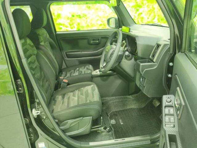 タフト 4WD Gターボダーククロムベンチャー 新品タイヤ/ガラスルーフ/保証書/ディスプレイオーディオ9インチ/衝突安全装置/シートヒーター 前席/車線逸脱防止支援システム/ヘッドランプ LED/HDMI接続/ETC/EBD付ABS ターボ TV(4枚目)