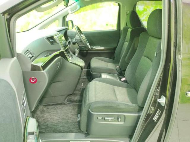 ヴェルファイア 4WD2.4Z Gエディション 新品タイヤ/保証書/社外 8インチ SDナビ/両側電動スライドドア/電動バックドア/ドライブレコーダー 前後/ヘッドランプ HID/ETC/EBD付ABS/横滑り防止装置/クルーズコントロール 4WD(7枚目)