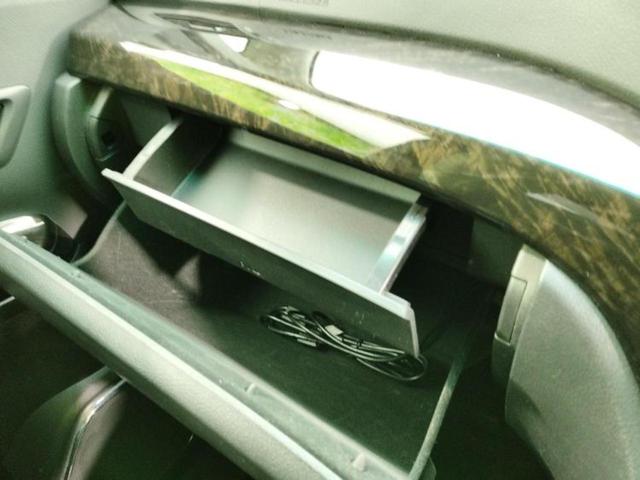 ヴェルファイア 4WD2.4Z Gエディション 新品タイヤ/保証書/社外 8インチ SDナビ/両側電動スライドドア/電動バックドア/ドライブレコーダー 前後/ヘッドランプ HID/ETC/EBD付ABS/横滑り防止装置/クルーズコントロール 4WD(40枚目)