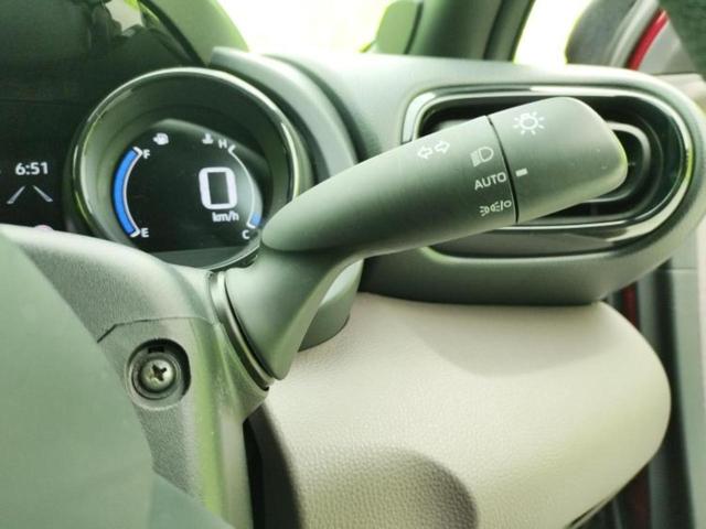 ヤリス 4WDハイブリッドG 保証書/ディスプレイオーディオ+ナビ8インチ/衝突安全装置/シートヒーター 前席/パノラミックビューモニター/車線逸脱防止支援システム/Bluetooth接続/ETC/EBD付ABS 全周囲カメラ(17枚目)