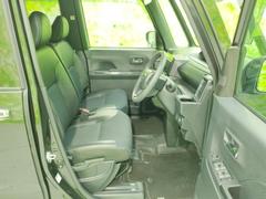 「この車の写真をもっと見たい」「状態が気になる」「この装備はついている？」どんな小さな疑問でもお気軽にお問い合わせください！ 4