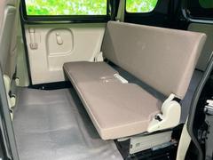 ＷＥＣＡＲＳでは各商談席に大型モニターをご用意しております！見やすい大画面でゆったりと全国の在庫をご覧いただけます！是非ご来店お待ちしております！ 7