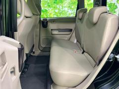 ＷＥＣＡＲＳでは各商談席に大型モニターをご用意しております！見やすい大画面でゆったりと全国の在庫をご覧いただけます！是非ご来店お待ちしております！ 7