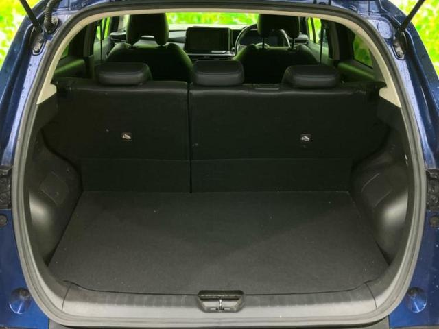 ノート 4WDオーテッククロスオーバーFOUR 保証書/純正 9インチ SDナビ/インテリジェントルームミラー/衝突安全装置/シートヒーター/車線逸脱防止支援システム/シート ハーフレザー/ヘッドランプ LED/ETC/EBD付ABS ワンオーナー(8枚目)