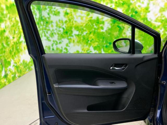 ノート 4WDオーテッククロスオーバーFOUR 保証書/純正 9インチ SDナビ/インテリジェントルームミラー/衝突安全装置/シートヒーター/車線逸脱防止支援システム/シート ハーフレザー/ヘッドランプ LED/ETC/EBD付ABS ワンオーナー(20枚目)