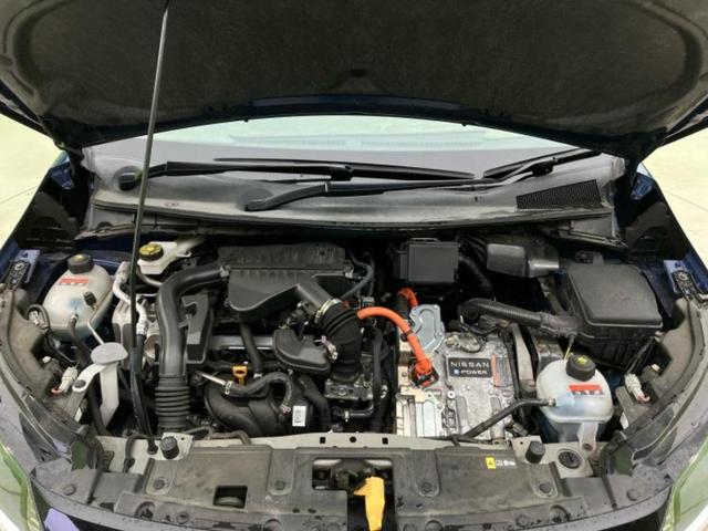 ノート 4WDオーテッククロスオーバーFOUR 保証書/純正 9インチ SDナビ/インテリジェントルームミラー/衝突安全装置/シートヒーター/車線逸脱防止支援システム/シート ハーフレザー/ヘッドランプ LED/ETC/EBD付ABS ワンオーナー(40枚目)