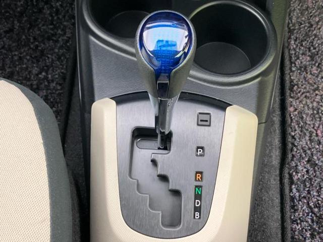 アクア S 保証書/純正 SDナビ/パーキングアシスト バックガイド/Bluetooth接続/ETC/EBD付ABS/横滑り防止装置/アイドリングストップ/バックモニター/フルセグTV/DVD/禁煙車 DVD再生(18枚目)