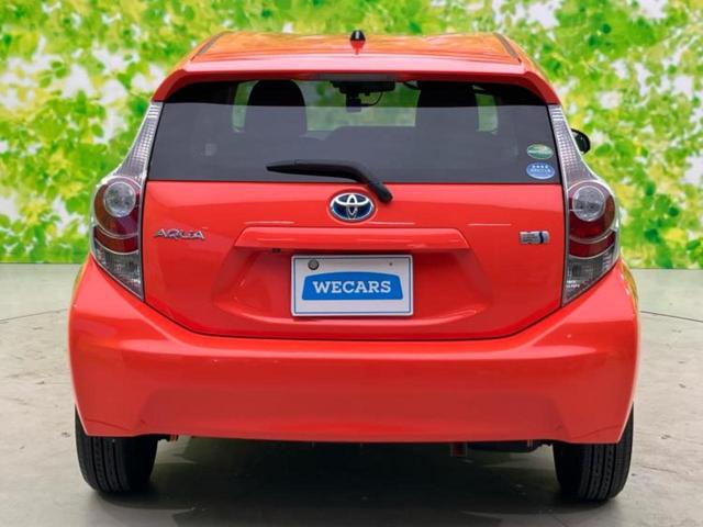 アクア S 保証書/純正 SDナビ/パーキングアシスト バックガイド/Bluetooth接続/ETC/EBD付ABS/横滑り防止装置/アイドリングストップ/バックモニター/フルセグTV/DVD/禁煙車 DVD再生(36枚目)